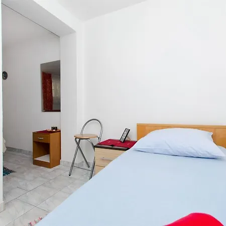 Lidija Apartment *